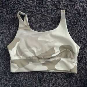 Aerie OFFLINE Green Camouflage Sports Bra!